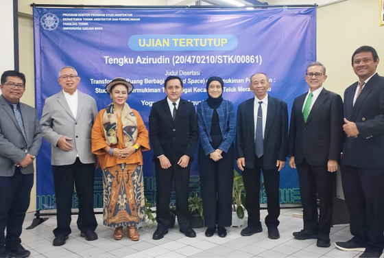 Ujian Tertutup - Tengku Azirudin